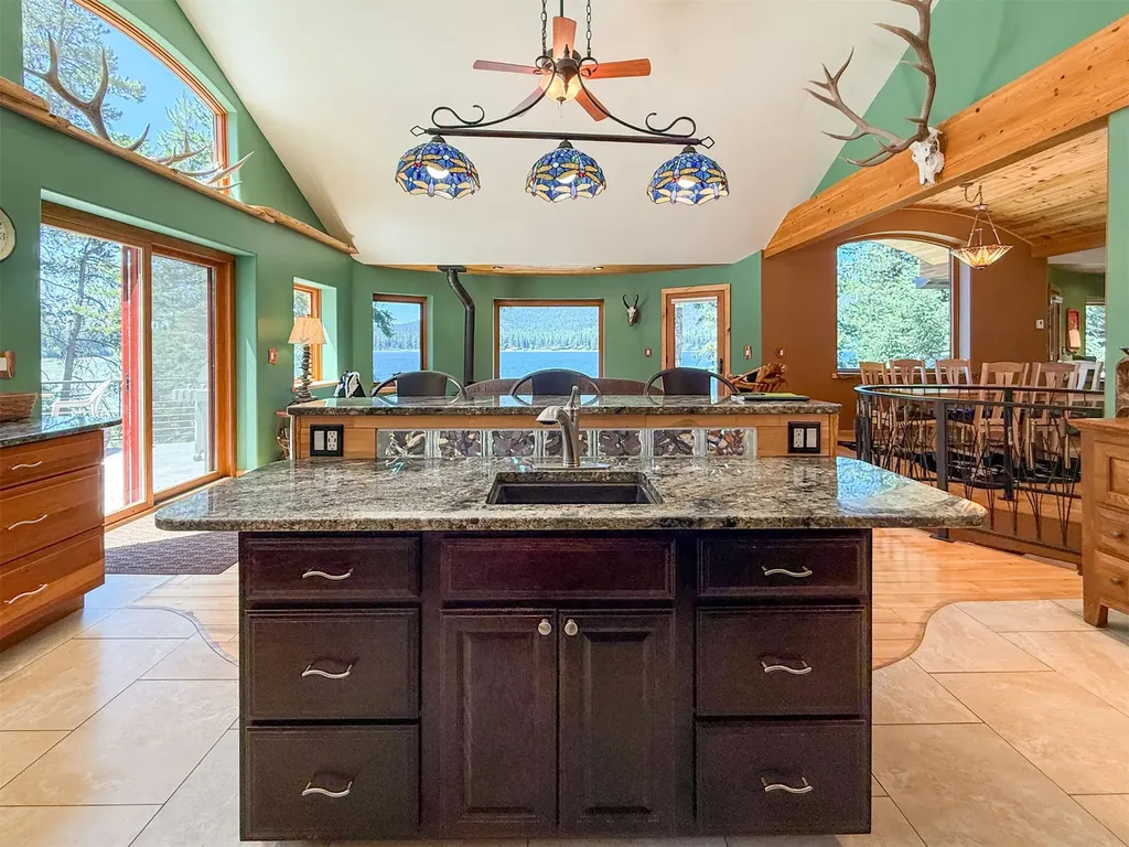 1600 Rogers Lane Kila MT 59920