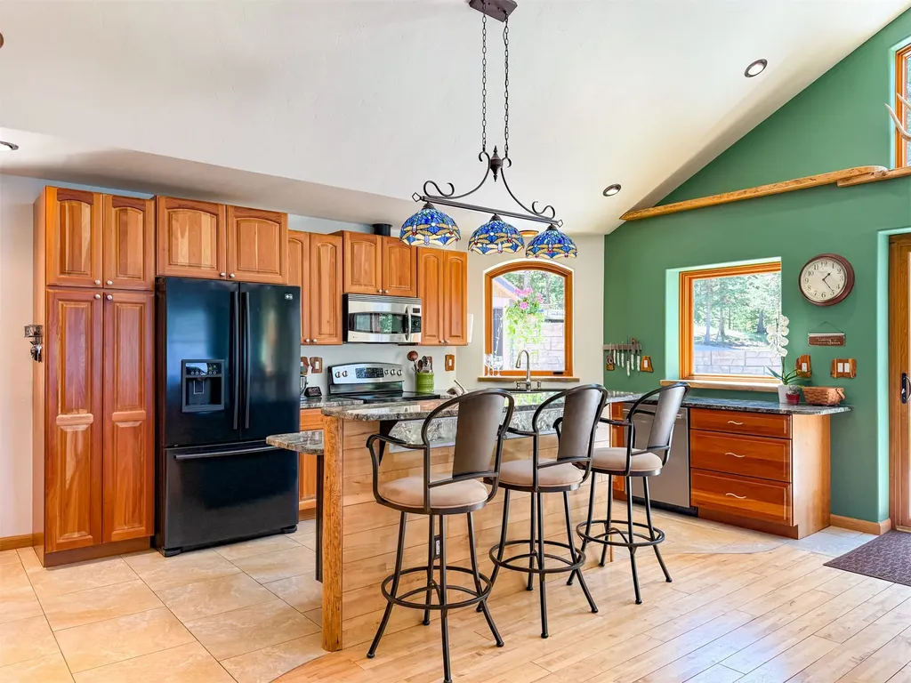 1600 Rogers Lane Kila MT 59920