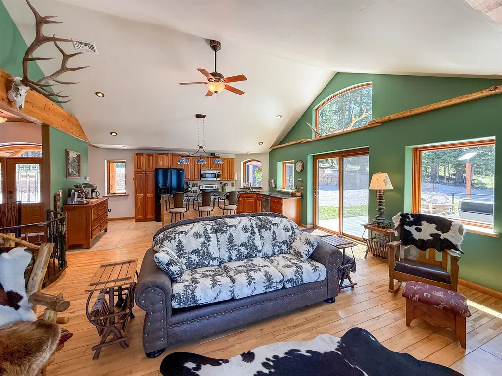 1600 Rogers Lane Kila MT 59920