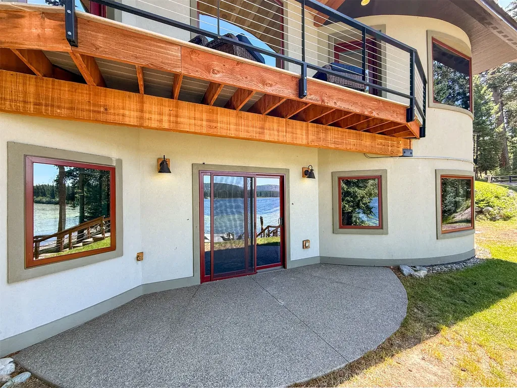1600 Rogers Lane Kila MT 59920