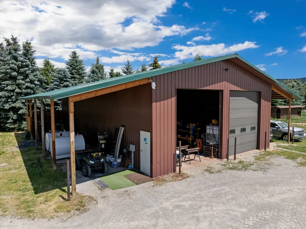 555 & 561 Twin Bridges Road Whitefish MT 59937