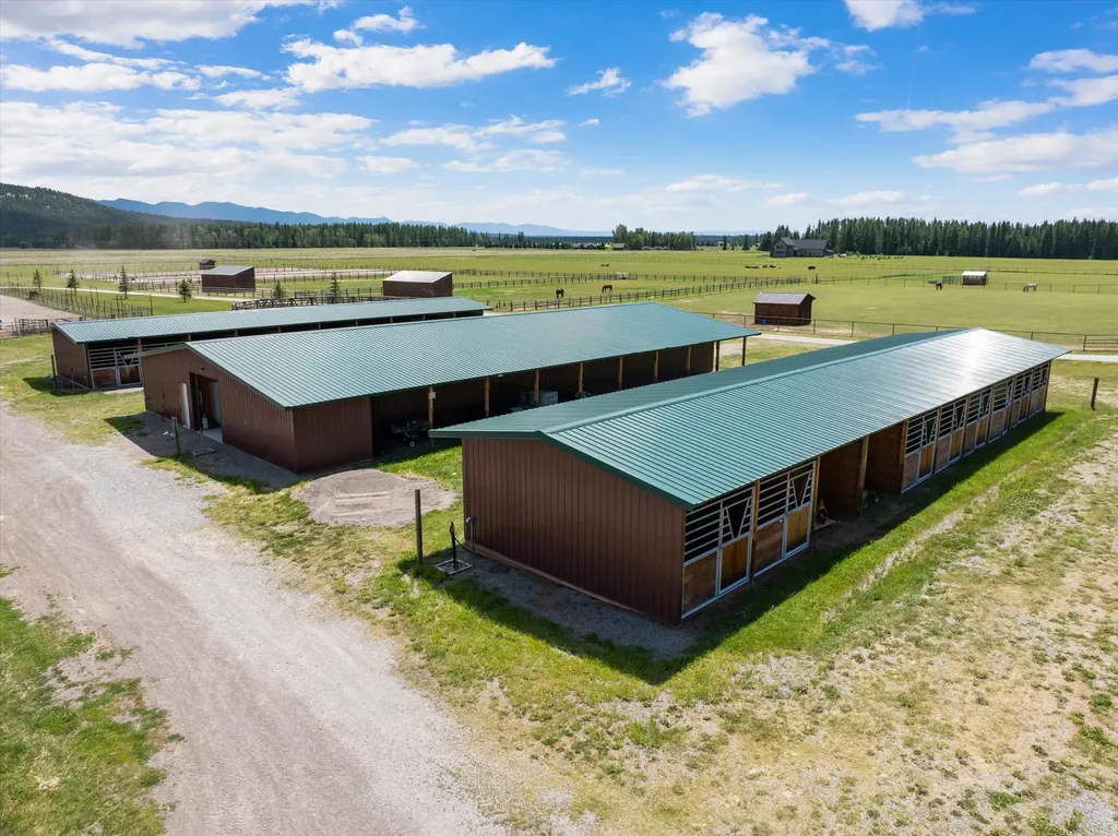 555 & 561 Twin Bridges Road Whitefish MT 59937