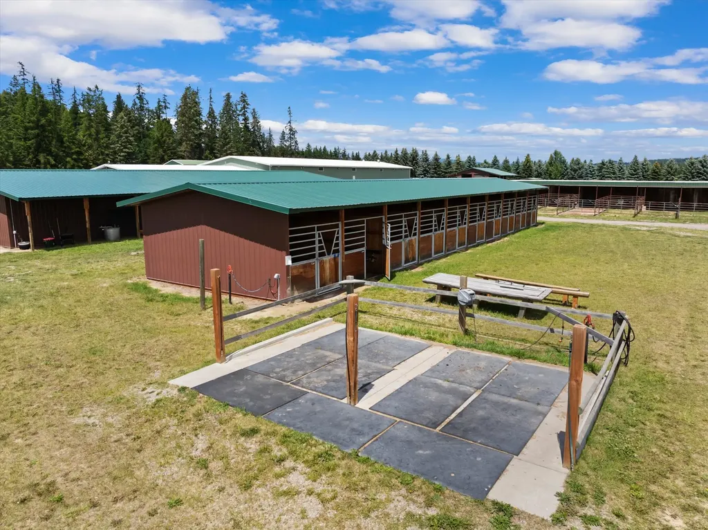 555 & 561 Twin Bridges Road Whitefish MT 59937