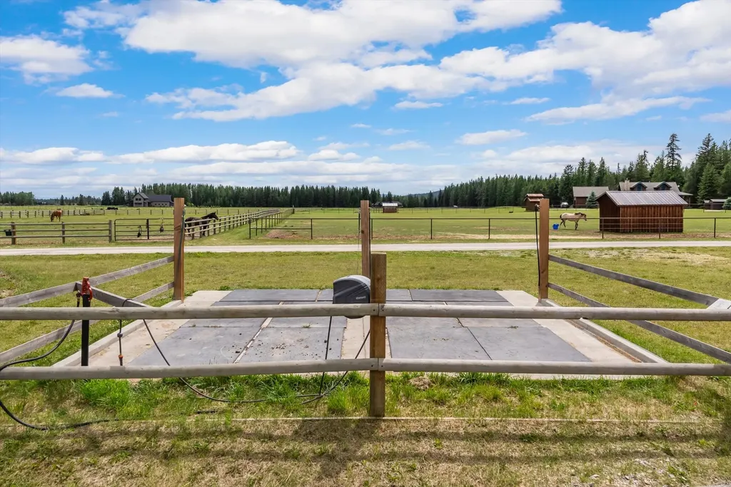 555 & 561 Twin Bridges Road Whitefish MT 59937