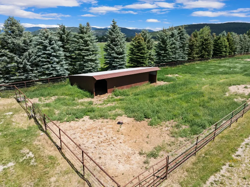 555 & 561 Twin Bridges Road Whitefish MT 59937