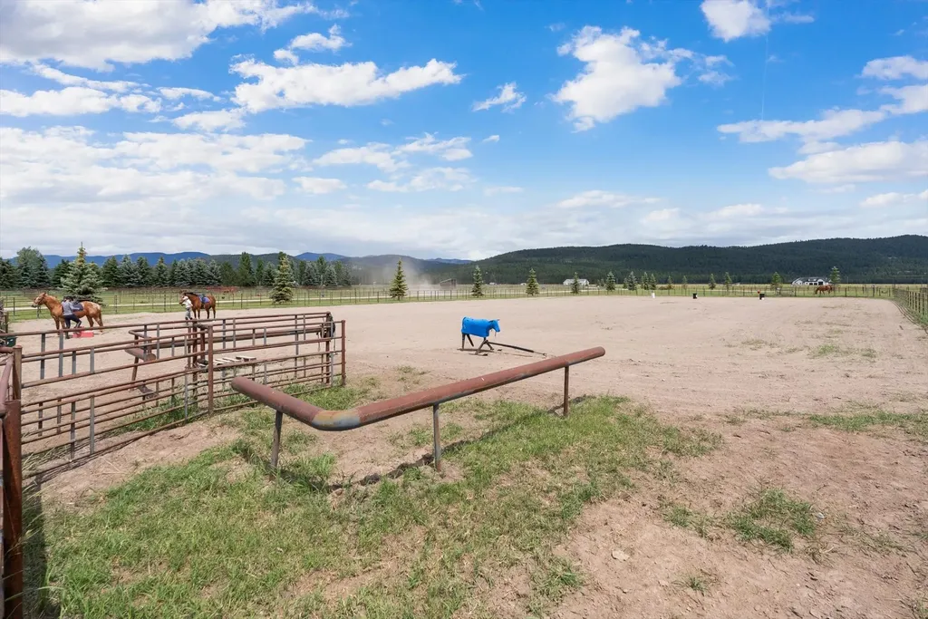 555 & 561 Twin Bridges Road Whitefish MT 59937