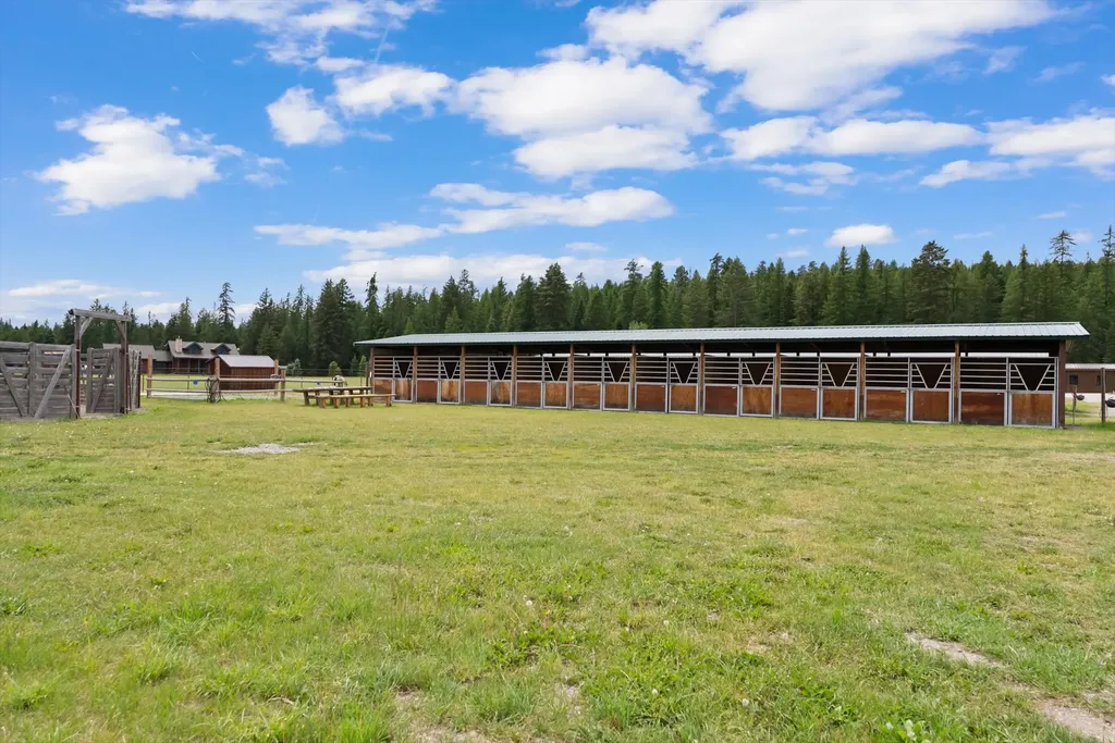 555 & 561 Twin Bridges Road Whitefish MT 59937