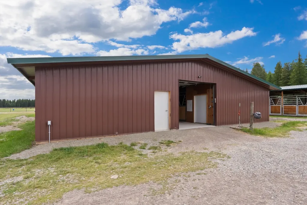 555 & 561 Twin Bridges Road Whitefish MT 59937