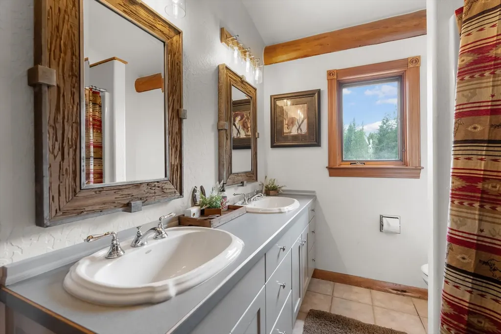 555 & 561 Twin Bridges Road Whitefish MT 59937