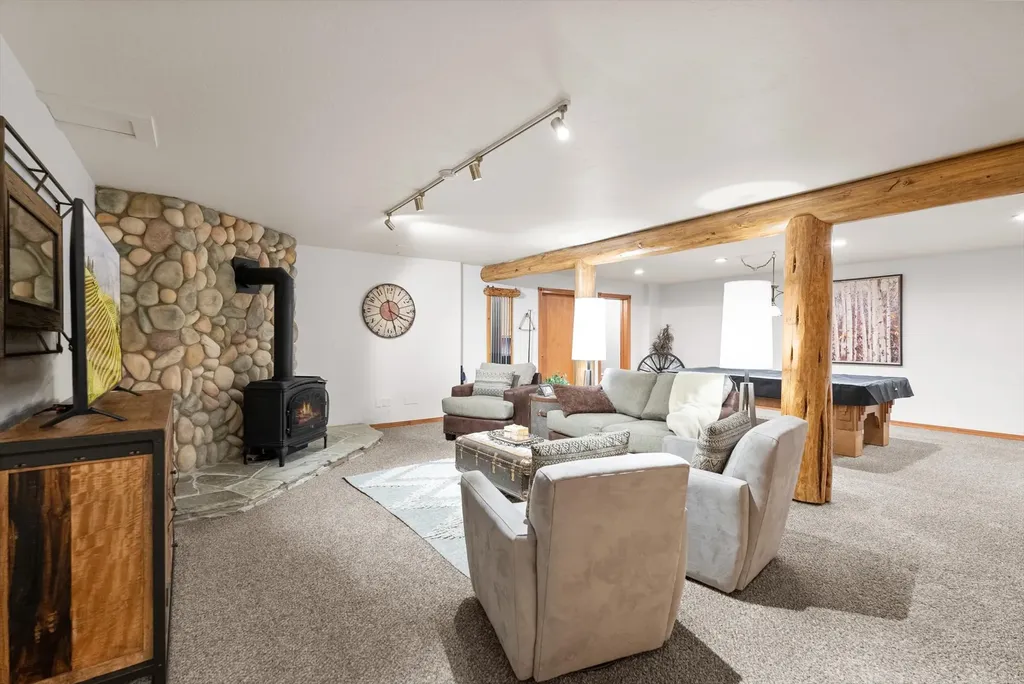 555 & 561 Twin Bridges Road Whitefish MT 59937