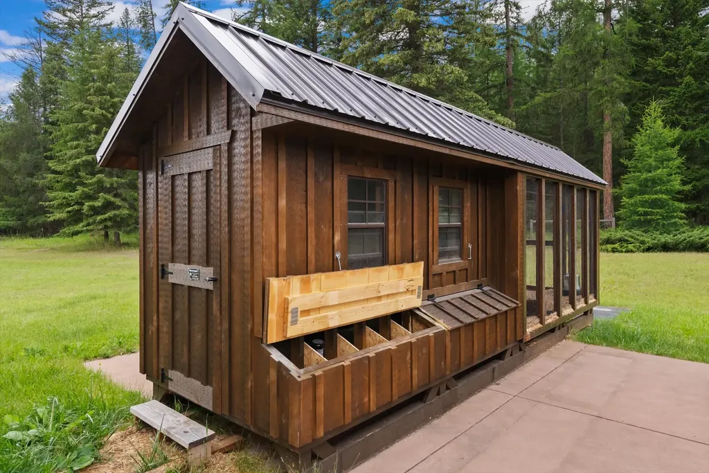 555 & 561 Twin Bridges Road Whitefish MT 59937