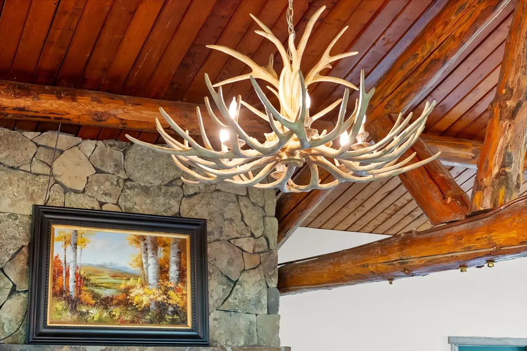 555 & 561 Twin Bridges Road Whitefish MT 59937