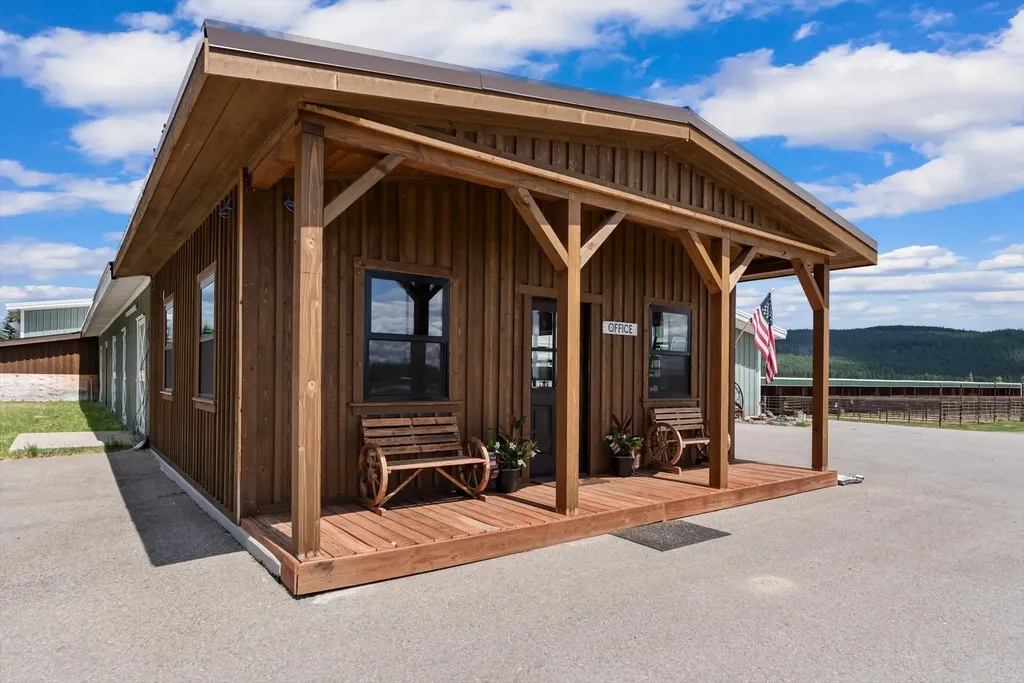 555 & 561 Twin Bridges Road Whitefish MT 59937