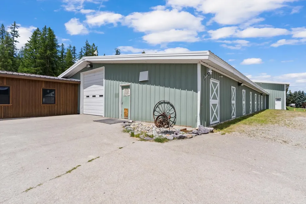 555 & 561 Twin Bridges Road Whitefish MT 59937