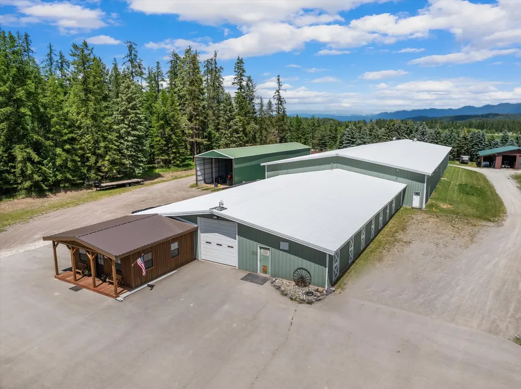 555 & 561 Twin Bridges Road Whitefish MT 59937
