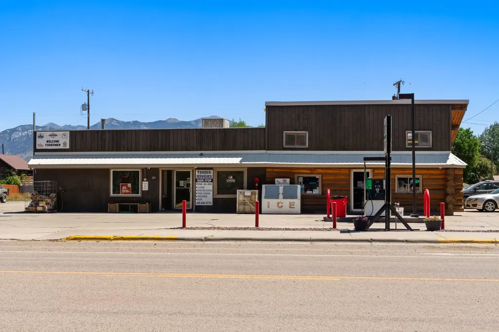 323 &325 S Main Street Twin Bridges MT 59754