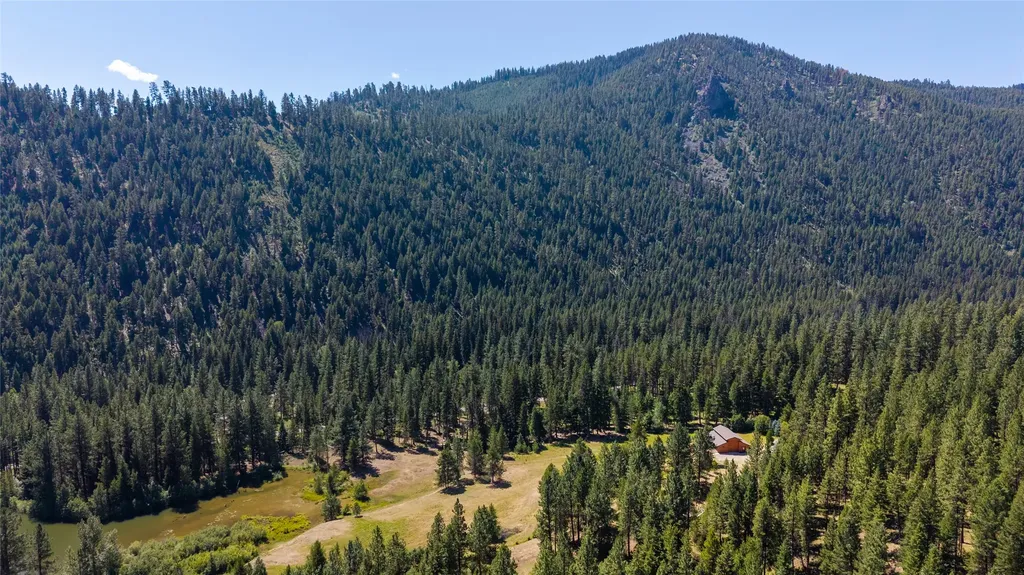 7102 Lapwai Lane Darby MT 59829