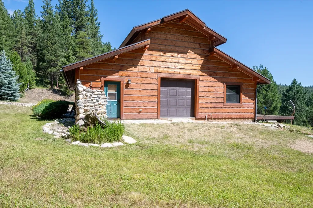 7102 Lapwai Lane Darby MT 59829