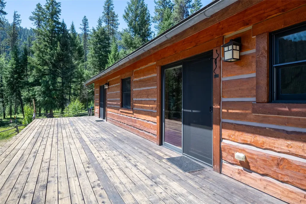 7102 Lapwai Lane Darby MT 59829