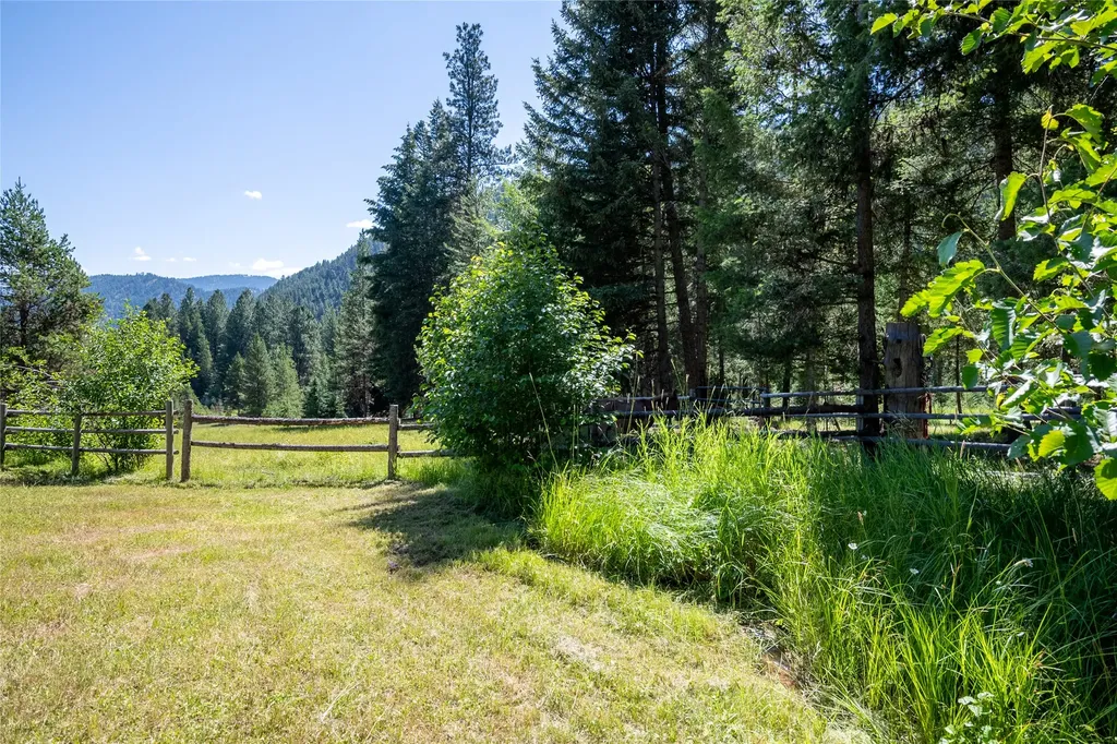 7102 Lapwai Lane Darby MT 59829