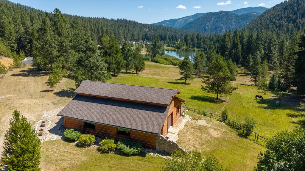 7102 Lapwai Lane Darby MT 59829