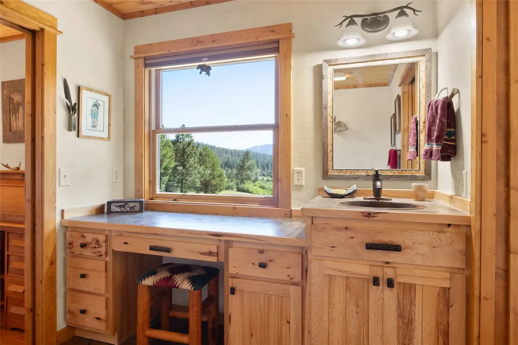 7102 Lapwai Lane Darby MT 59829