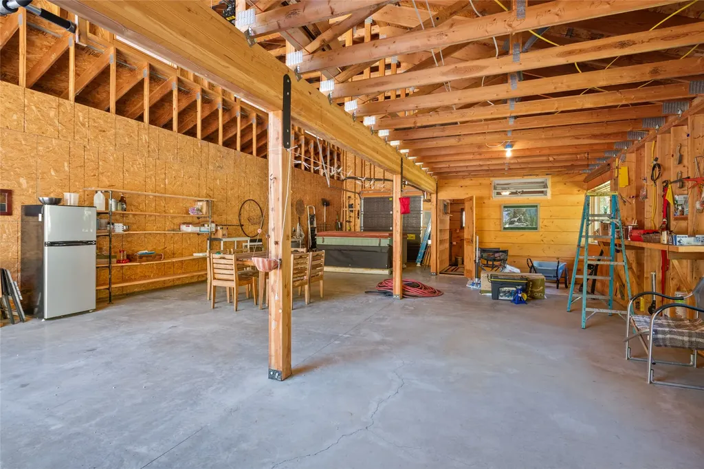 7102 Lapwai Lane Darby MT 59829