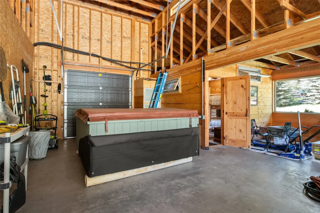 7102 Lapwai Lane Darby MT 59829