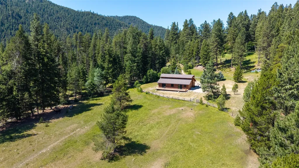 7102 Lapwai Lane Darby MT 59829