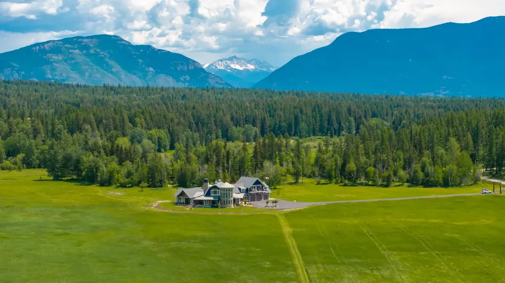 1700 E Edgewood Drive Whitefish MT 59937