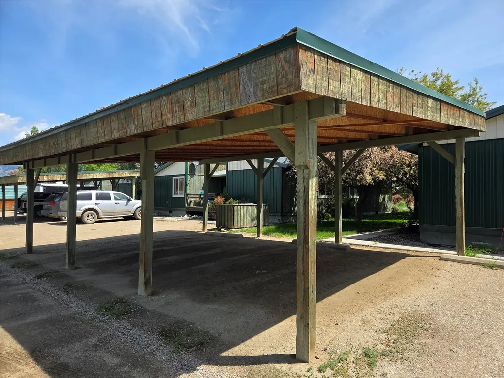 2 Kearney Lane Sheridan MT 59749