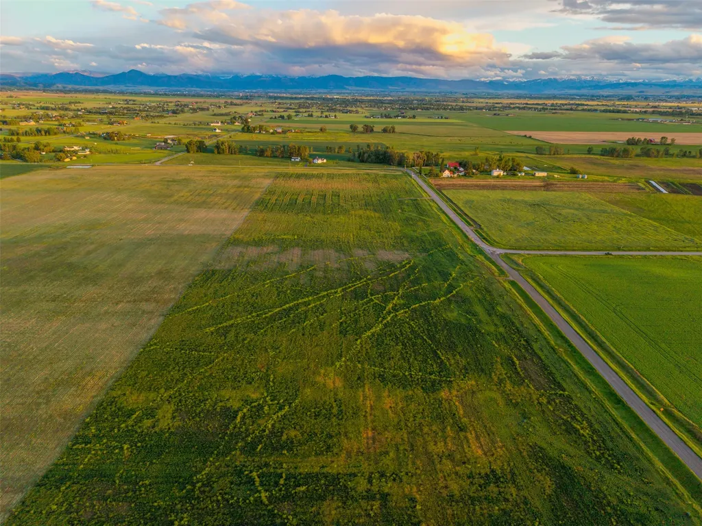 3961 Penwell Bridge Road Belgrade MT 59714