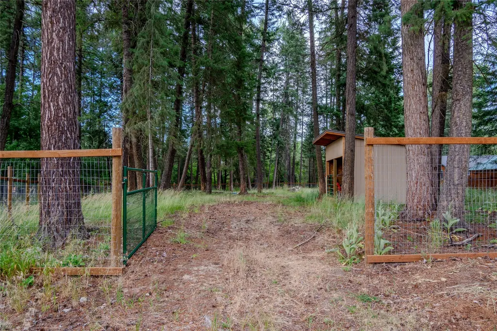87 & 101 Evans Road Libby MT 59923