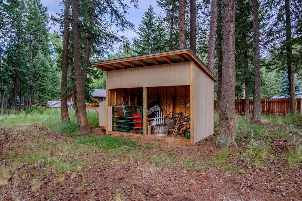 87 & 101 Evans Road Libby MT 59923