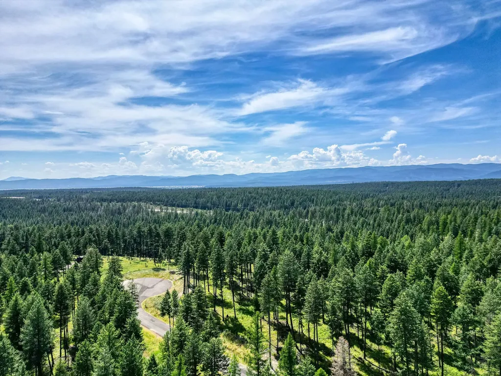 182 Rosewood Lane Whitefish MT 59937