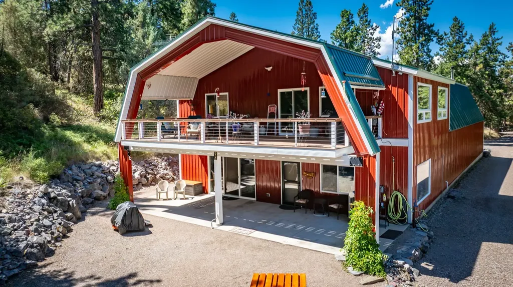 42827 Ponderosa Way Big Arm MT 59910