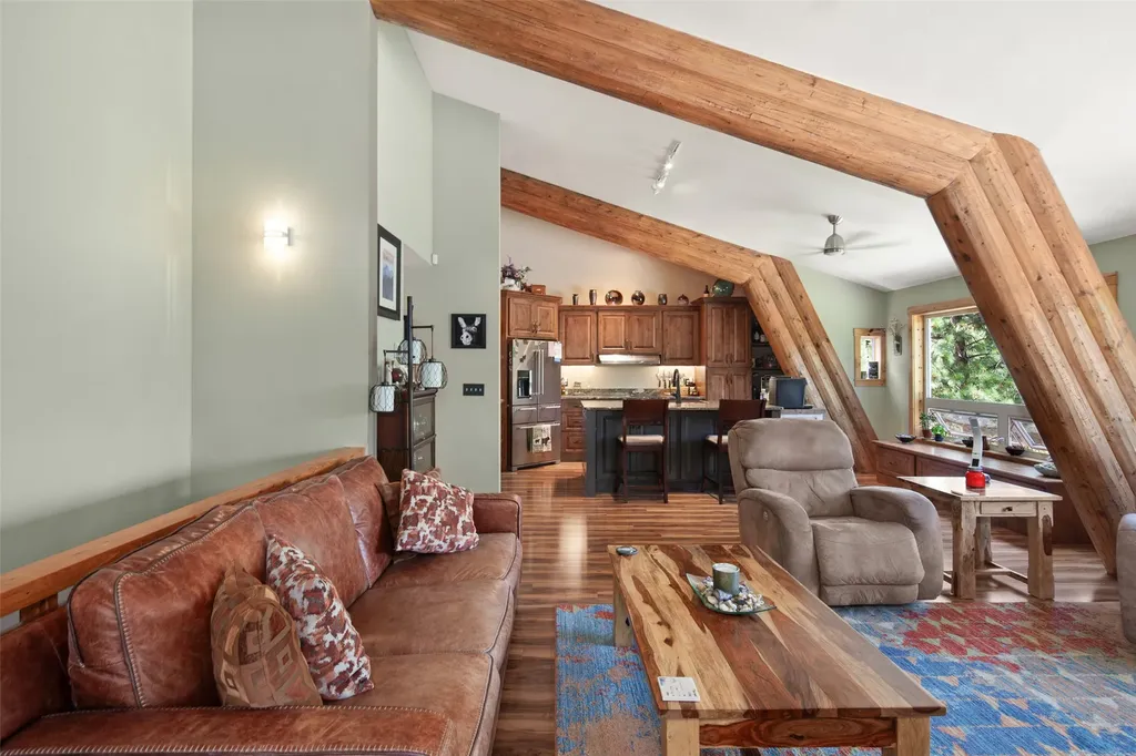 42827 Ponderosa Way Big Arm MT 59910