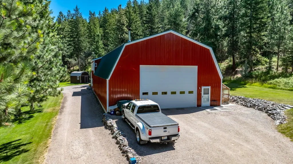 42827 Ponderosa Way Big Arm MT 59910