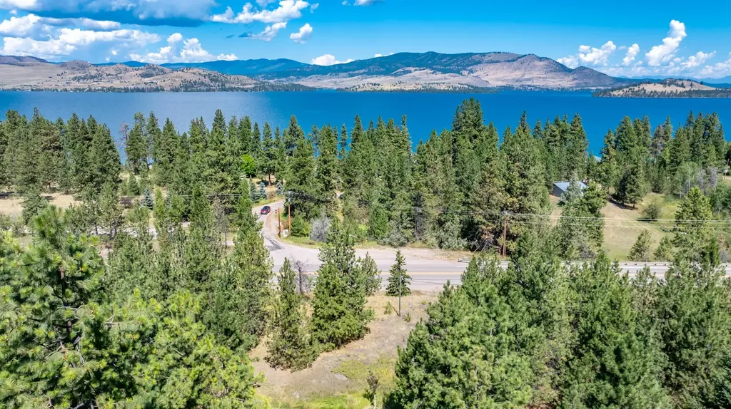 42827 Ponderosa Way Big Arm MT 59910