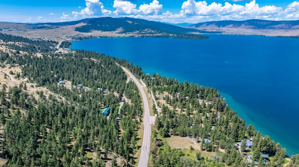 42827 Ponderosa Way Big Arm MT 59910