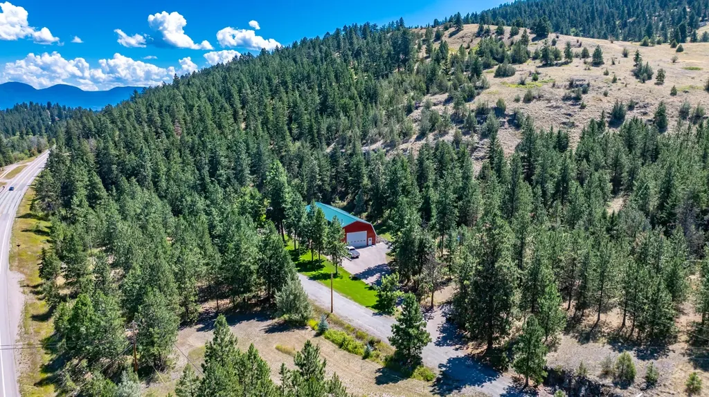 42827 Ponderosa Way Big Arm MT 59910