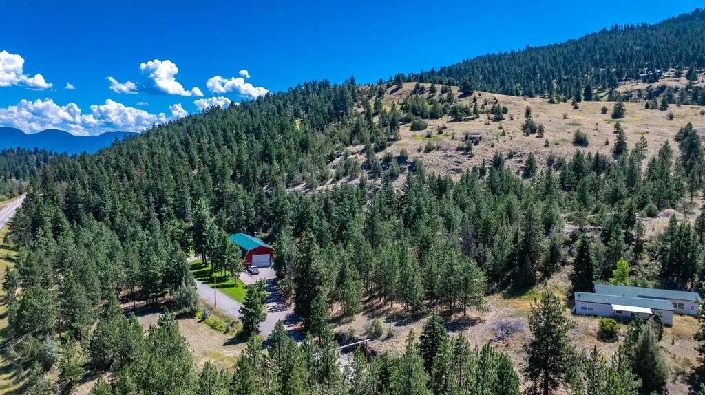 42827 Ponderosa Way Big Arm MT 59910