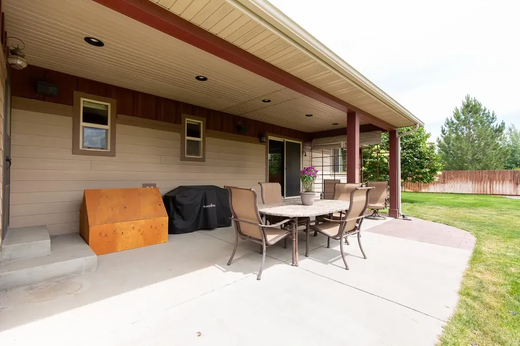 1540 E Baseline Road Belgrade MT 59714