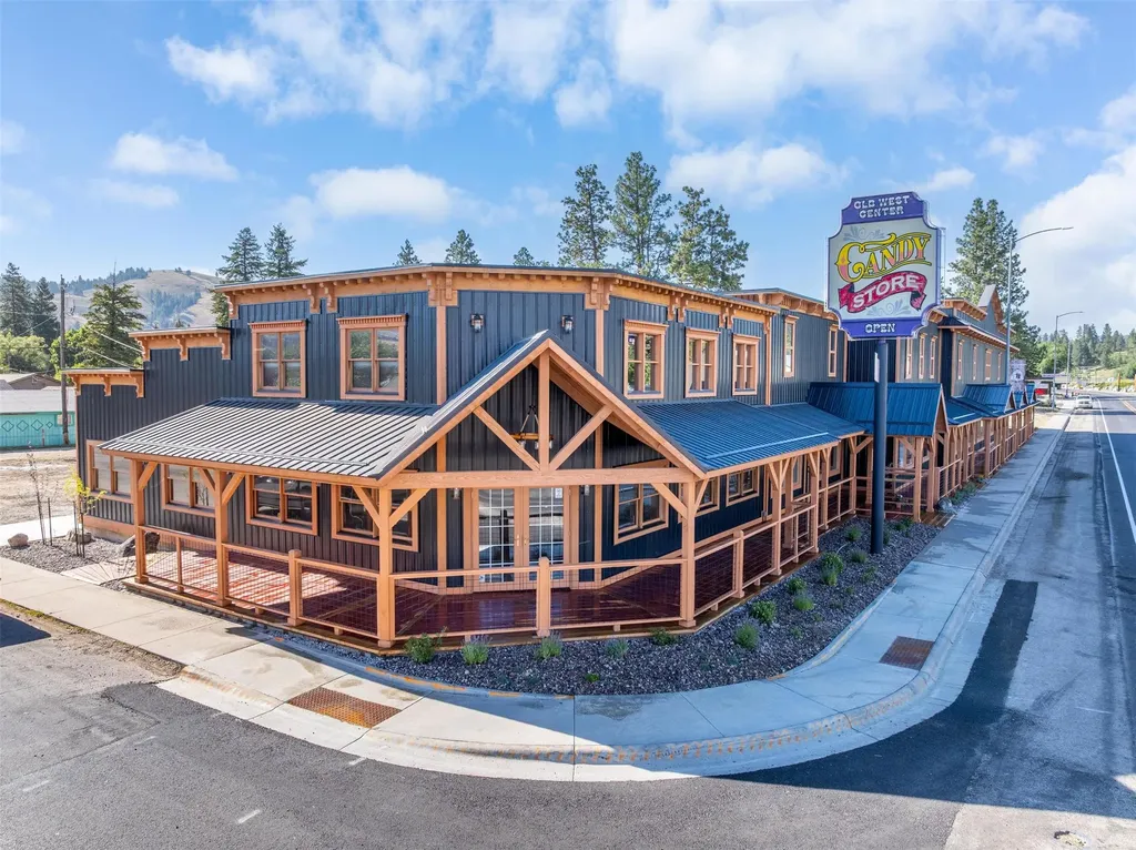 200 S Main Street Darby MT 59829