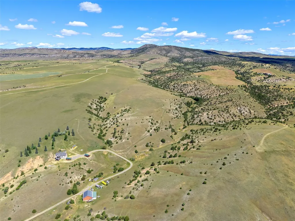 5835 Spaulding Bridge Road Belgrade MT 59714