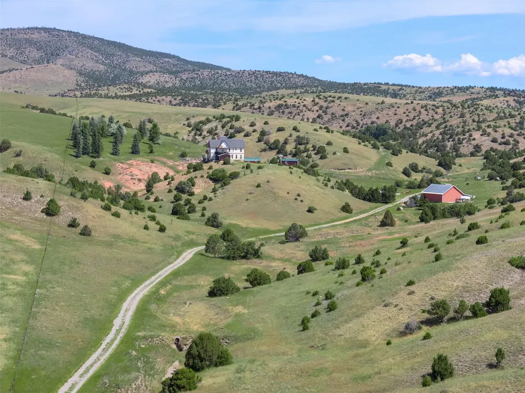 5835 Spaulding Bridge Road Belgrade MT 59714