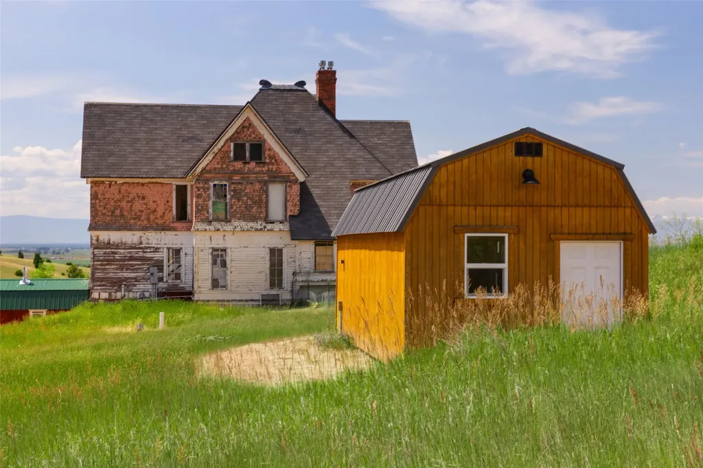 5835 Spaulding Bridge Road Belgrade MT 59714