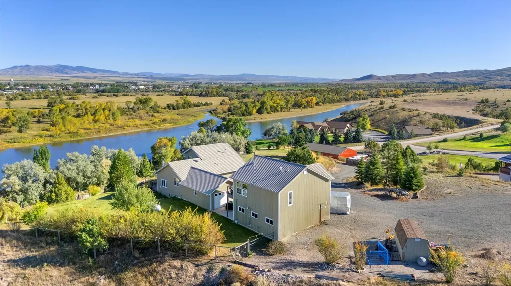 84 River Road Townsend MT 59644