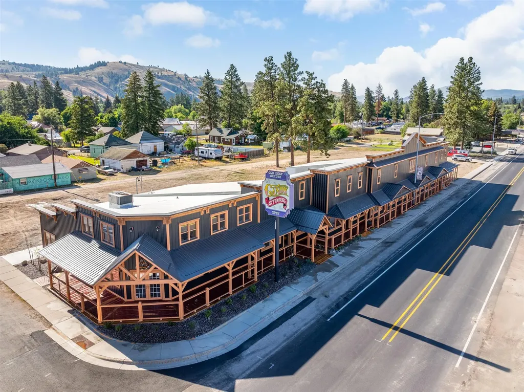 200, 206, 208 S Main Street Darby MT 59829