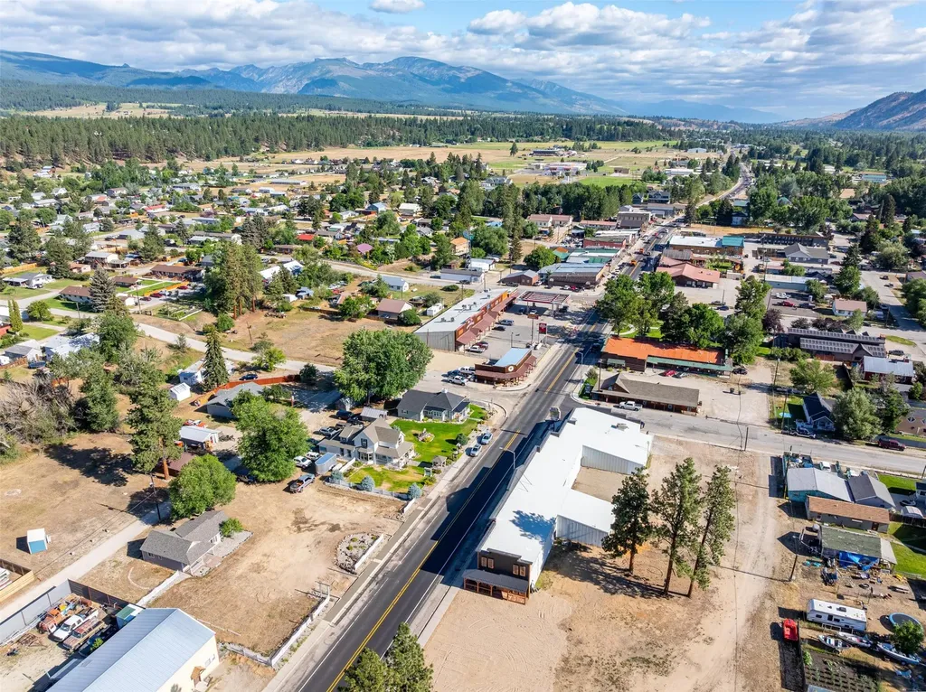 200, 206, 208 S Main Street Darby MT 59829